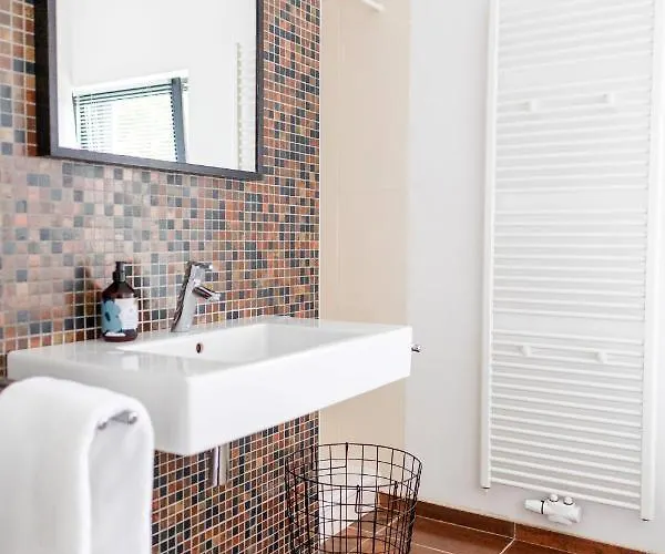 Avellano Bed & Breakfast